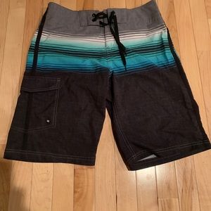 Men’s 30”W swim board shorts
